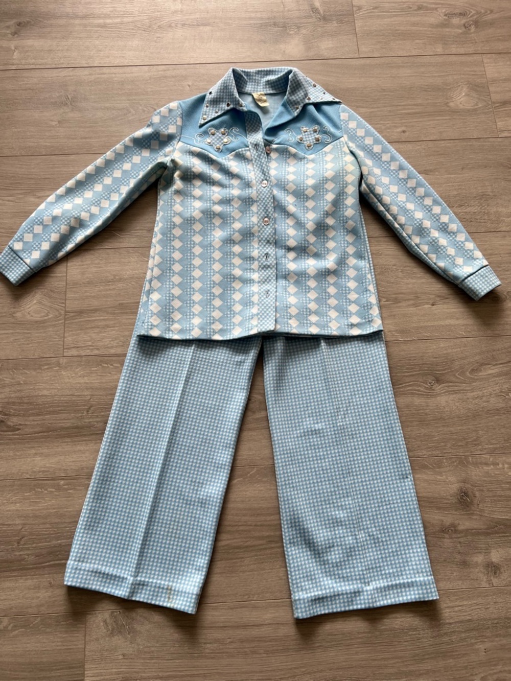 Light Blue & White Diamond-Print Wide Leg Jumpsuit Set